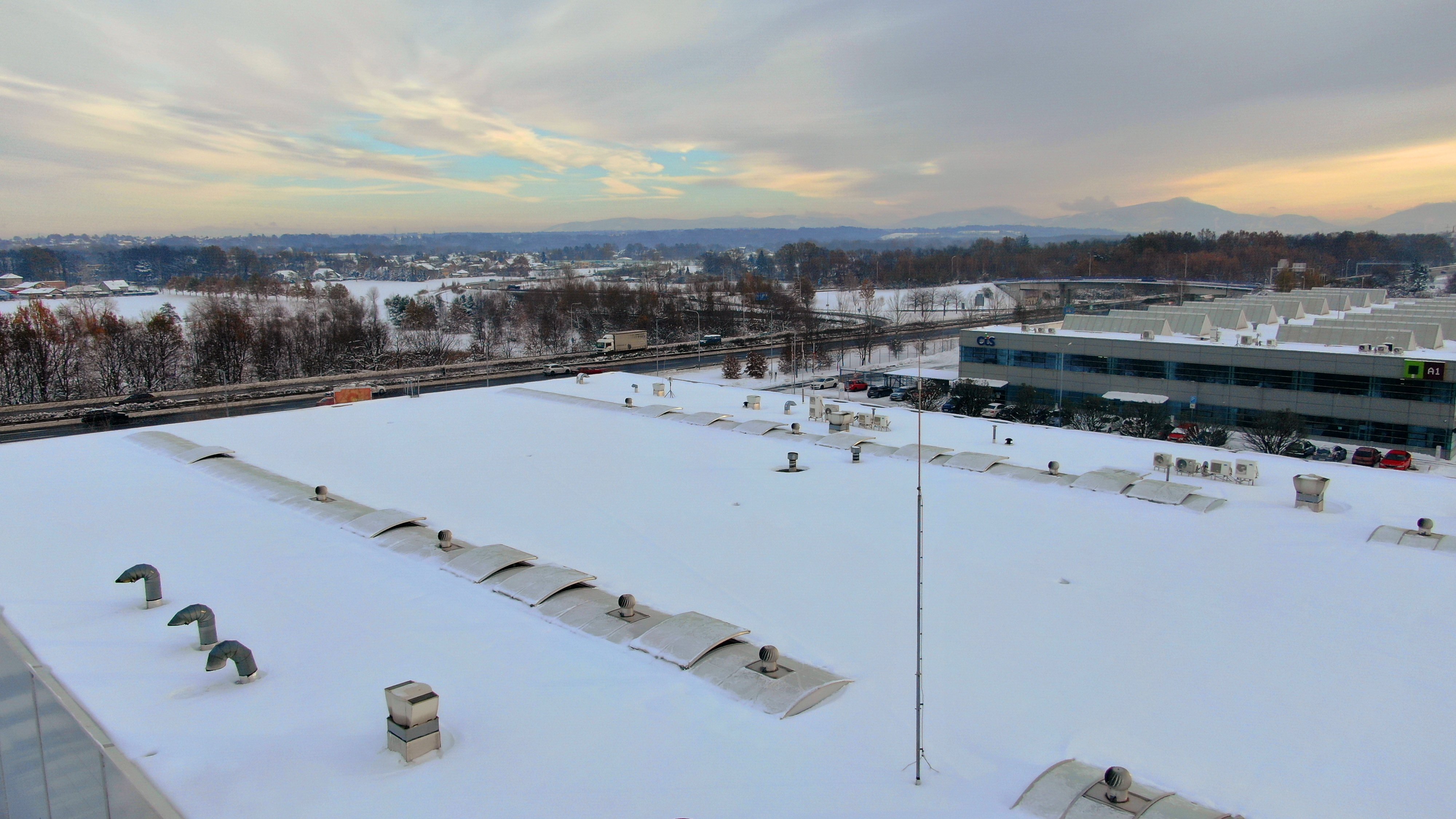 Plachty na svetlíkoch po celý rok