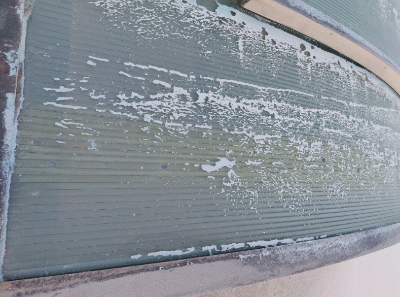 Neodborné nátery môžu zničiť váš polykarbonát