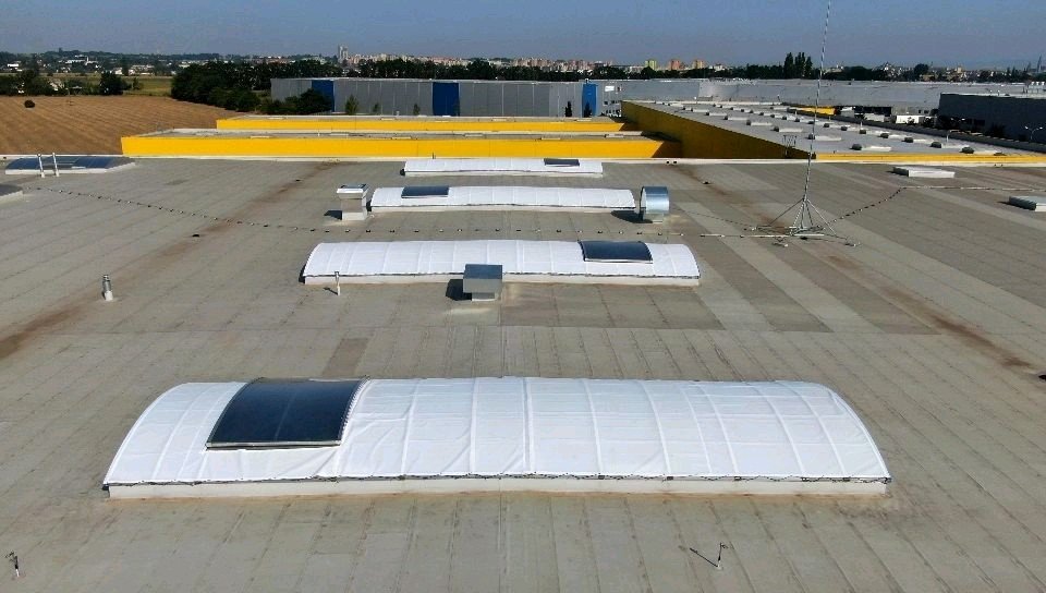 PROJEKT: ZATIENENIE SKLADOVEJ HALY